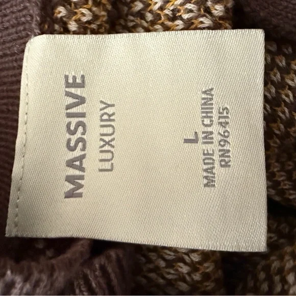 Massive Luxury  Open Knit Floral Shirt (Contemporary)
Super Massive size L Nwt - Picture 5 of 7